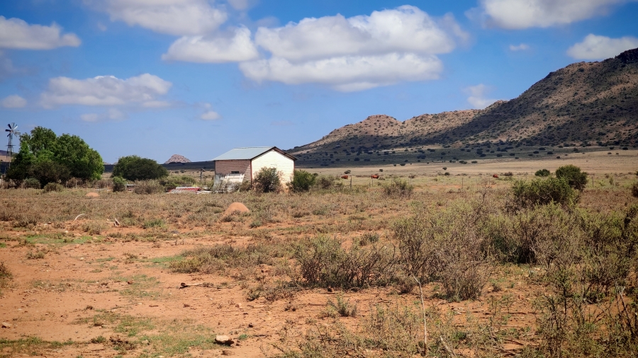 6 Bedroom Property for Sale in Middelburg Eastern Cape